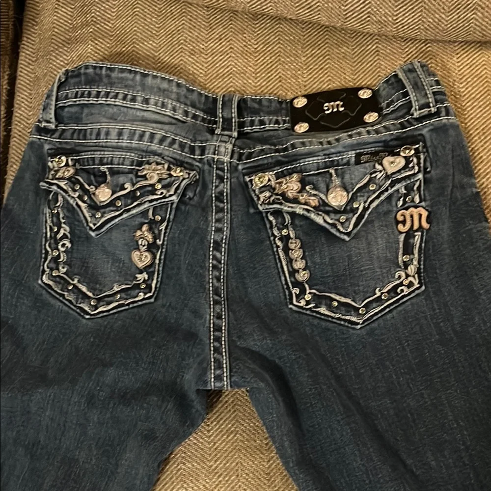 Miss Me Capris with Decorative Stitching - Picture 1 of 3